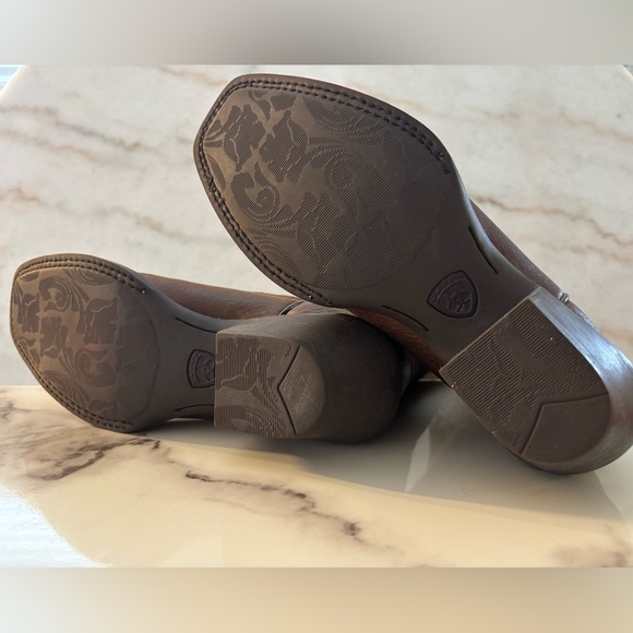 Ariat Legend Western Boot - Picture 13 of 14